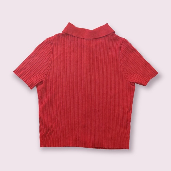 💝(3/$25) H&M Ribbed Collared Short Sleeve Red Top - Picture 2 of 6